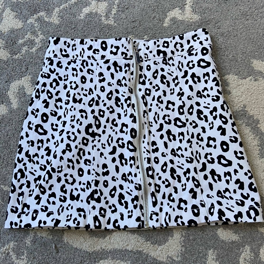 zip up skirt